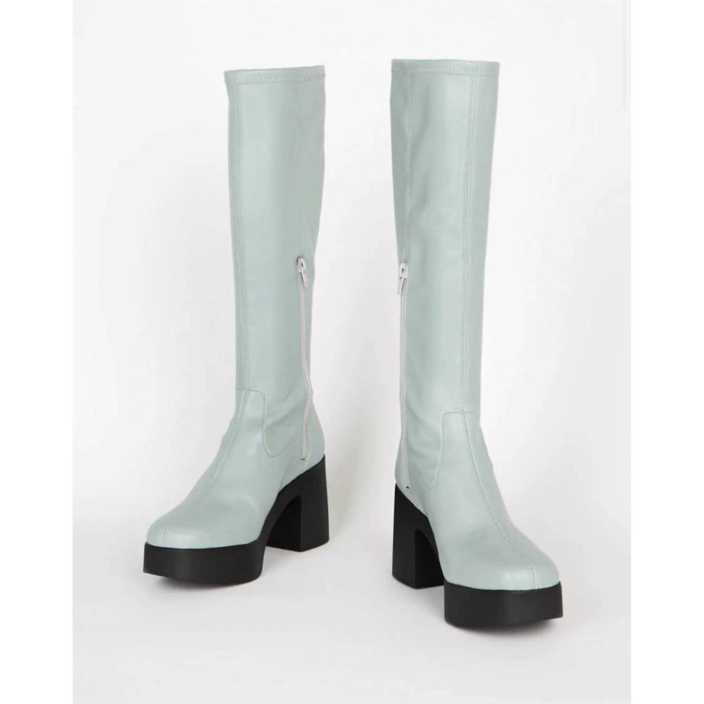 NEW INTENTIONALLY BLANK marz vegan platform boot in sky blue